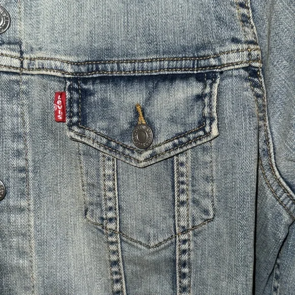 Levis classic denim jacket - Picture 3 of 4